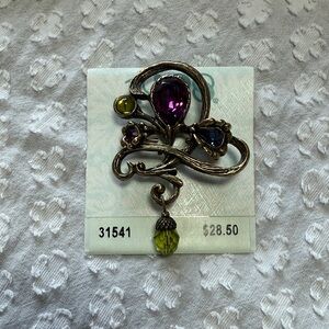 Vintage 1928 Brooch
